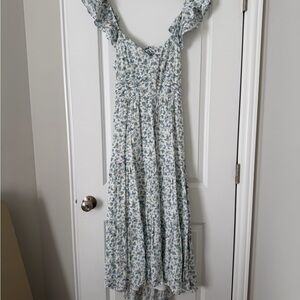Francesca’s Floral Ruffle Strap Maxi Dress - White & Light Blue size L